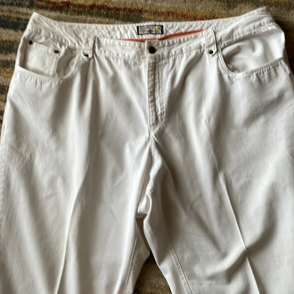 Caribbean Joe White Capris - Picture 2 of 6